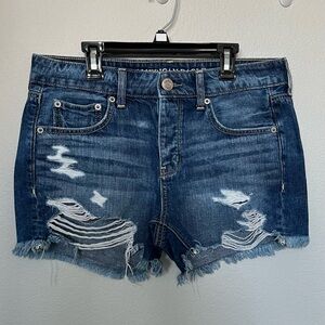 AMERICAN EAGLE Tomgirl Midi Denim Shorts